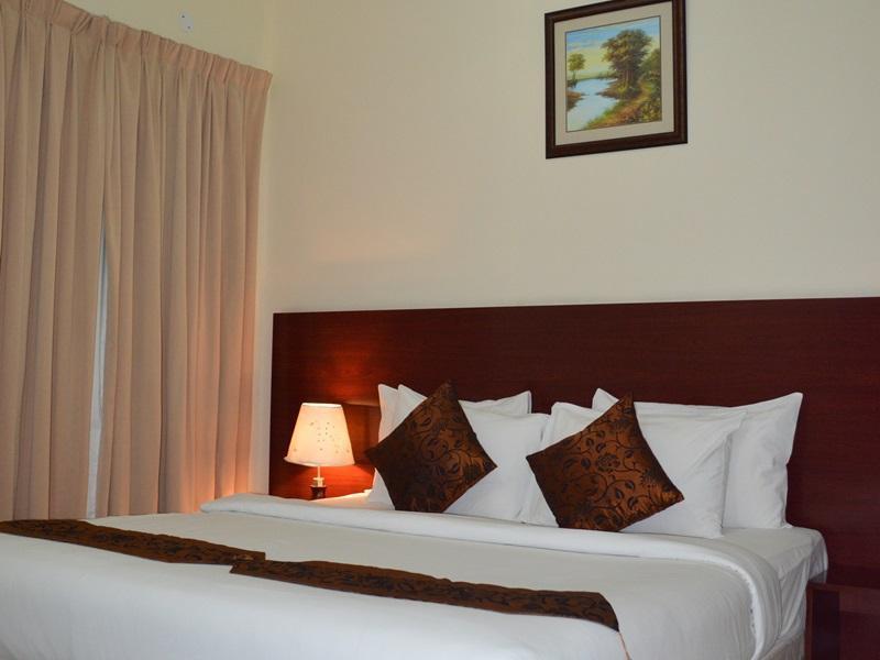 الفجيرة Raynor Hotel Apartments المظهر الخارجي الصورة